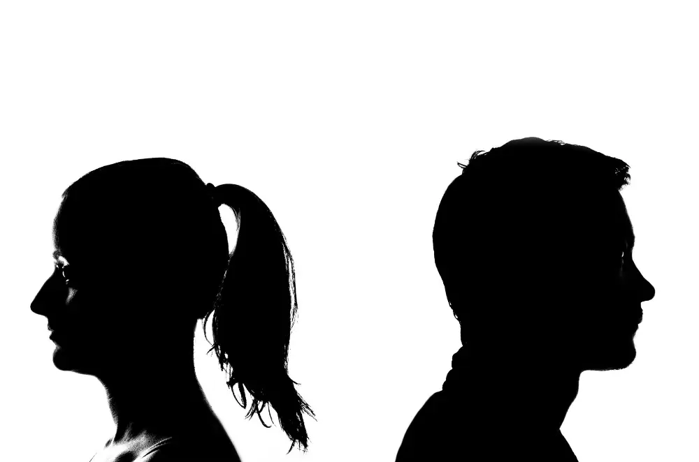 卒婚とは？離婚との違いや、メリット・デメリットを徹底解説